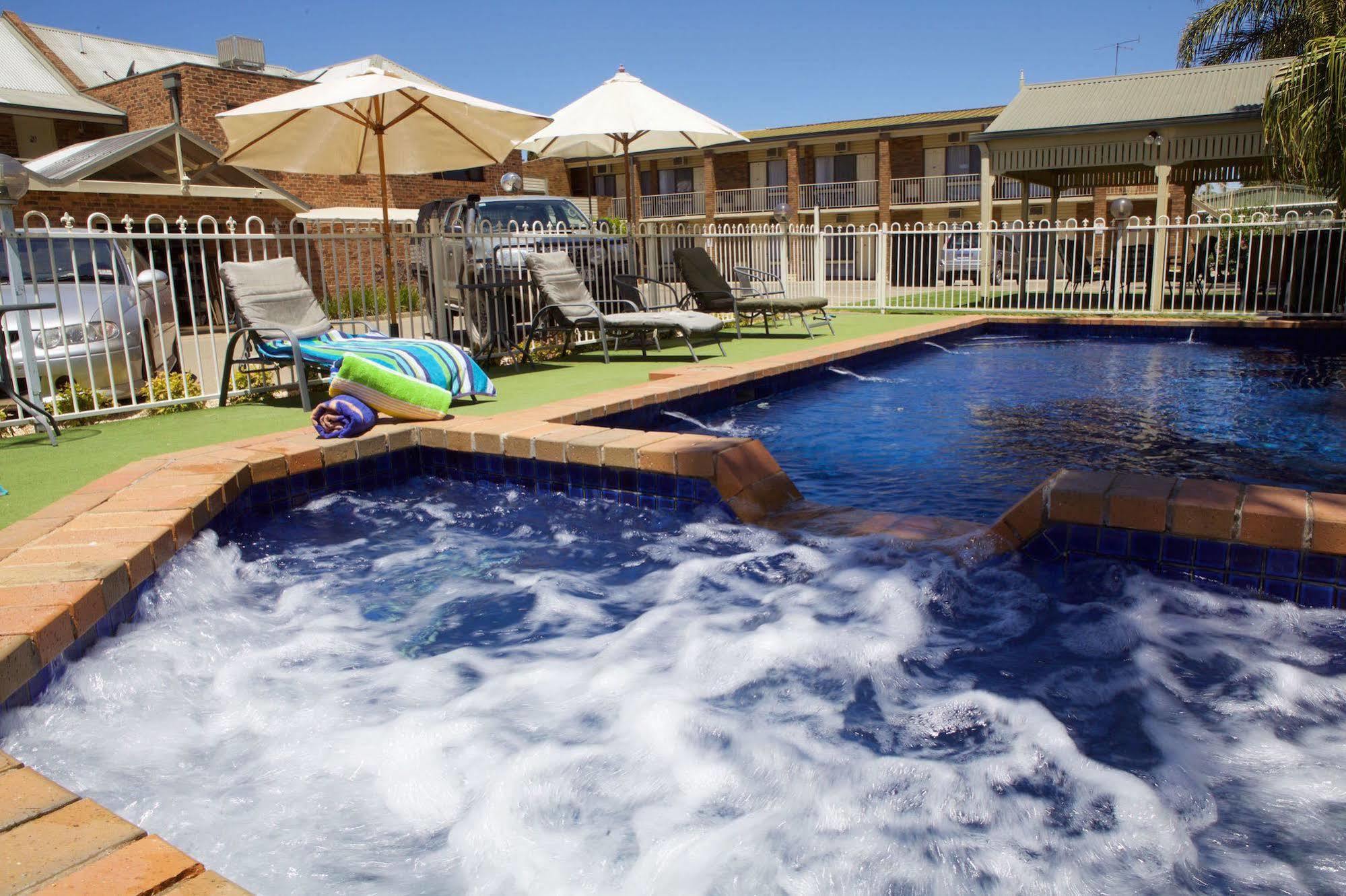 Paddlewheel Motel Echuca Bagian luar foto